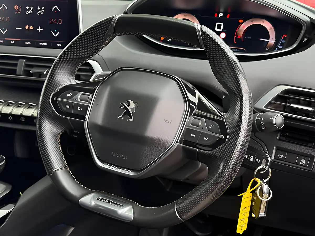 Used 2017 Peugeot 3008 GT Line Blue Sunset Copper - Interior and Exterior details 8