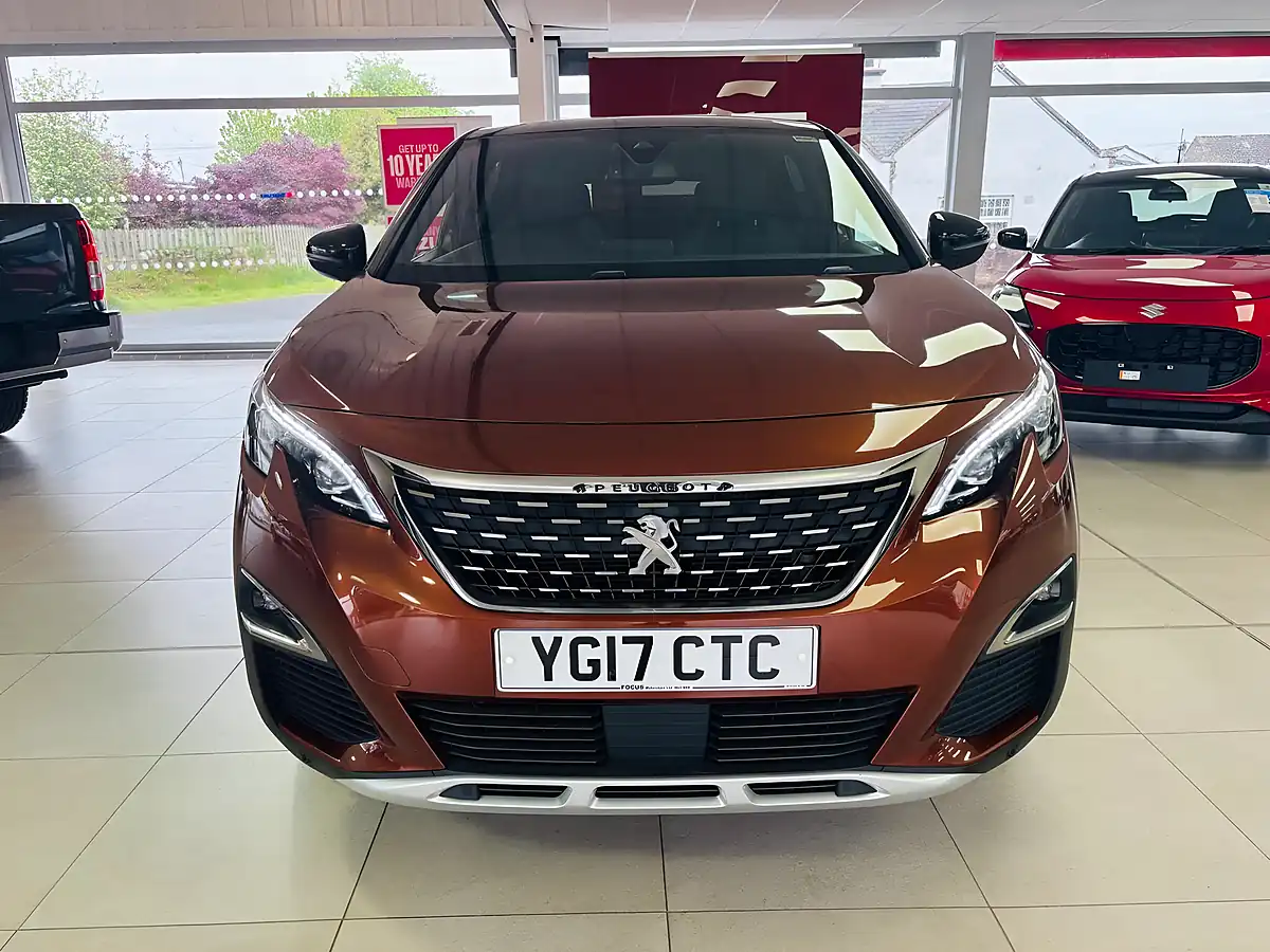 Used 2017 Peugeot 3008 GT Line Bronze - Interior and Exterior details 2