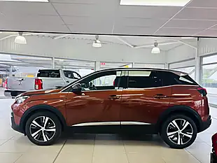 Used 2017 Peugeot 3008 GT Line Bronze - Interior and Exterior details 6