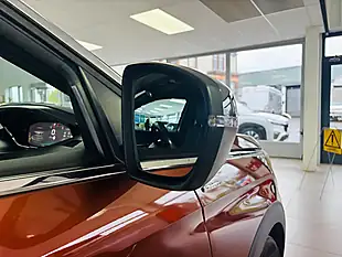 Used 2017 Peugeot 3008 GT Line Bronze - Interior and Exterior details 7