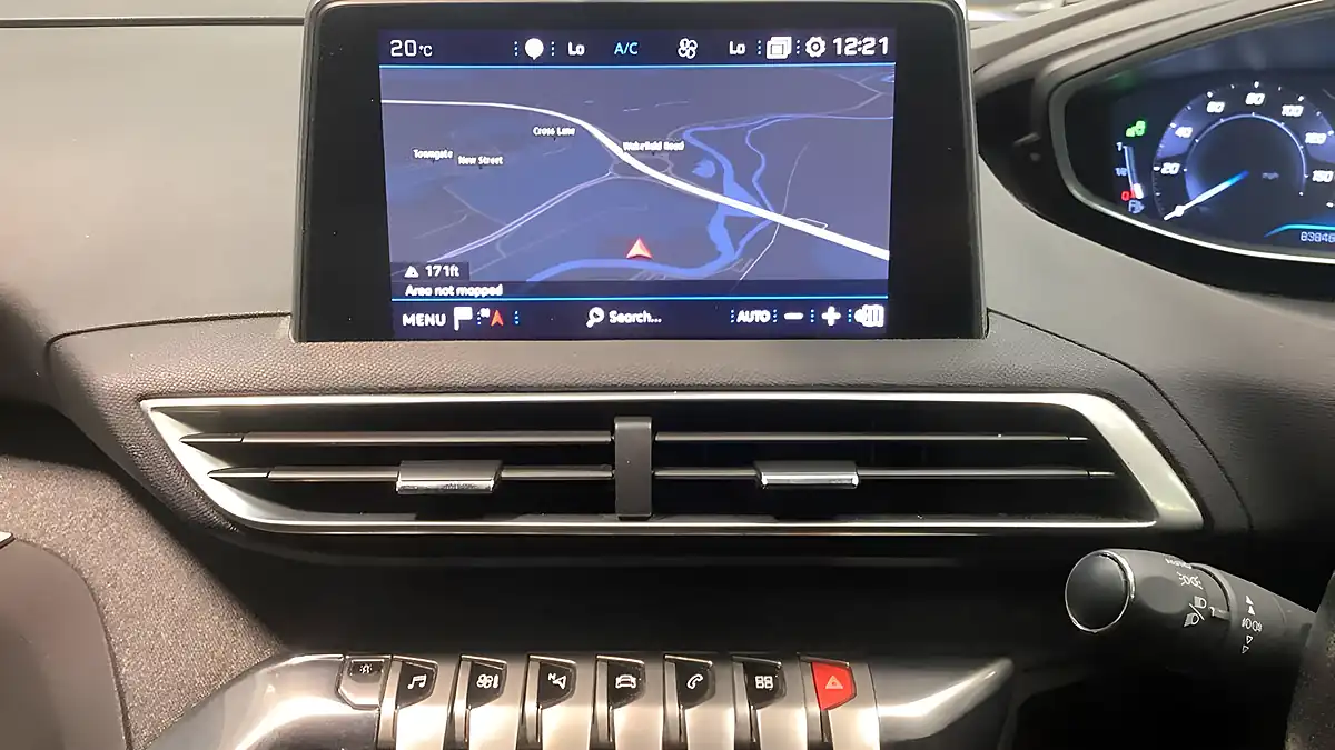 Used 2017 Peugeot 3008 GT Line Bronze - Interior and Exterior details 13