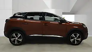 Used 2017 Peugeot 3008 GT Line Bronze - Interior and Exterior details 3