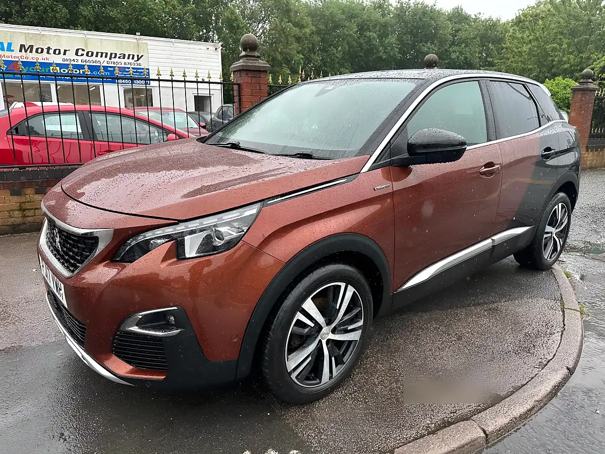 Used 2017 Peugeot 3008 GT Line Bronze - Interior and Exterior details 8