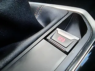 Used 2017 Peugeot 3008 GT Line Bronze - Interior and Exterior details 20