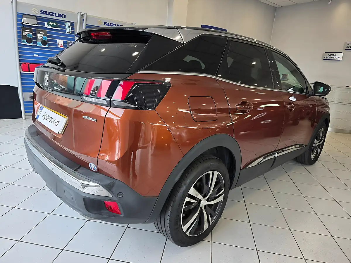 Used 2017 Peugeot 3008 GT Line Bronze - Interior and Exterior details 8