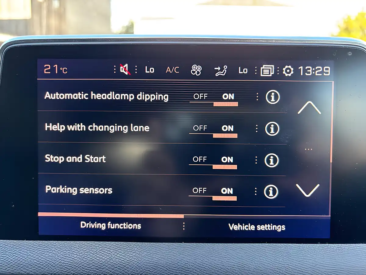 Used 2017 Peugeot 3008 GT Line Bronze - Interior and Exterior details 15