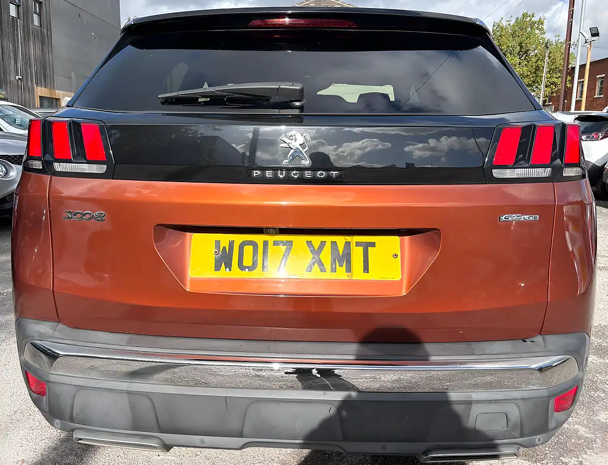 Used 2017 Peugeot 3008 GT Line Bronze - Interior and Exterior details 6