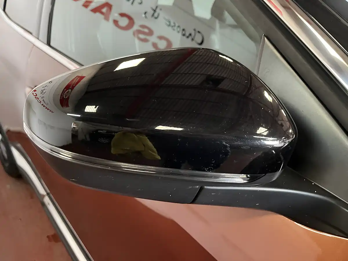 Used 2017 Peugeot 3008 GT Line Bronze - Interior and Exterior details 18