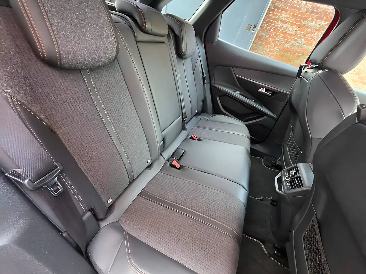 Used 2017 Peugeot 3008 GT Line Eat Red - Interior and Exterior details 10