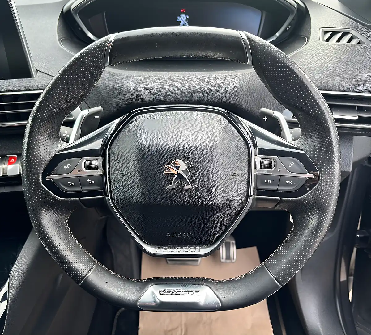 Used 2017 Peugeot 3008 GT Line Grey - Interior and Exterior details 13