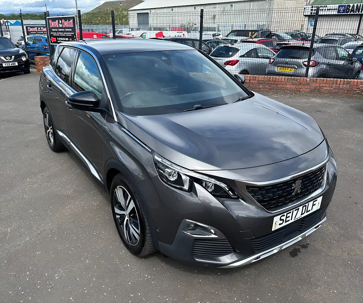 Used 2017 Peugeot 3008 GT Line Grey - Interior and Exterior details 8