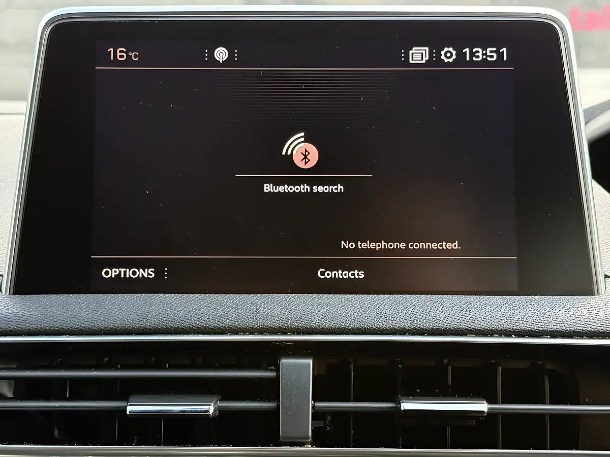 Used 2017 Peugeot 3008 GT Line Grey - Interior and Exterior details 18