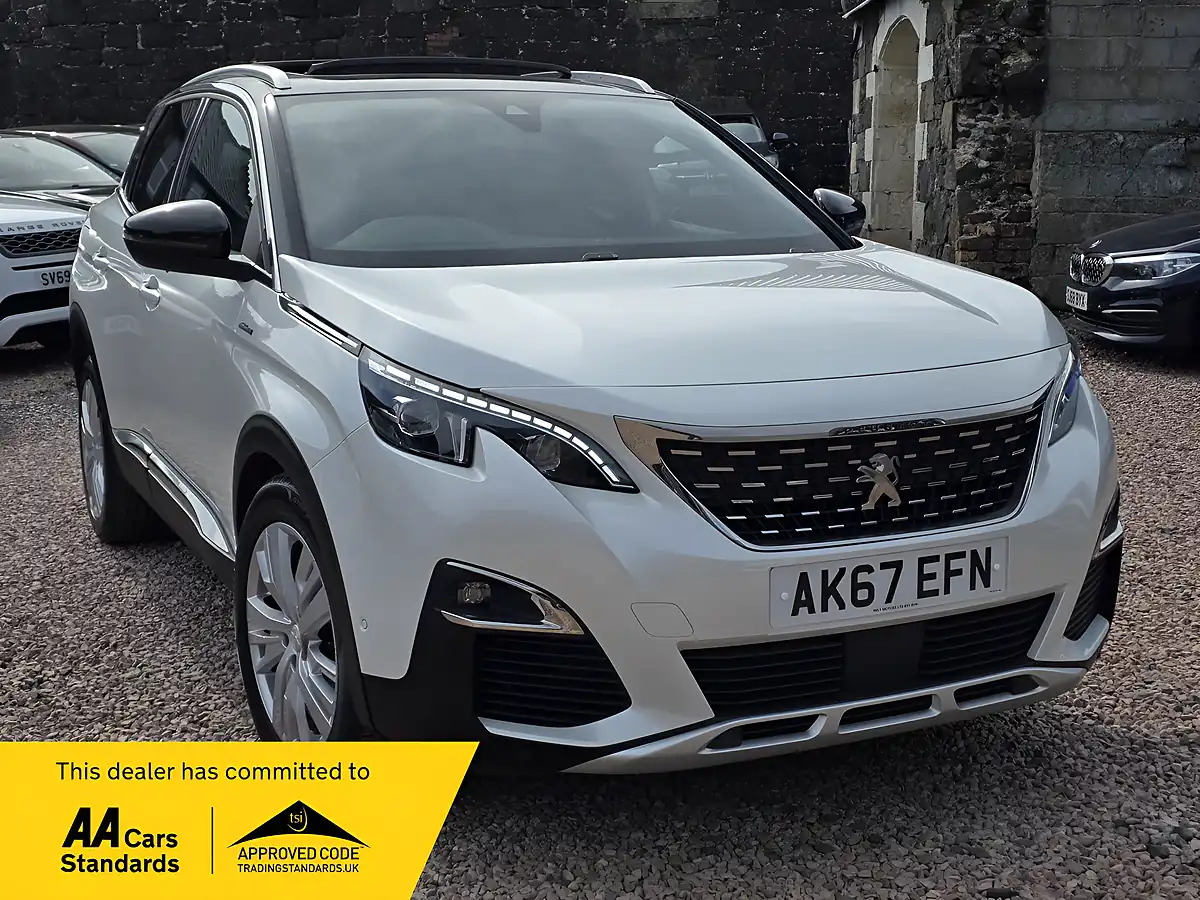 Used 2017 Peugeot 3008 GT Line Pearlescent White - Front View