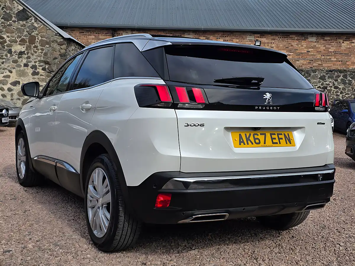 Used 2017 Peugeot 3008 GT Line Pearlescent White - Interior and Exterior details 15