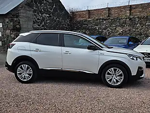 Used 2017 Peugeot 3008 GT Line Pearlescent White - Interior and Exterior details 19