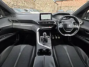 Used 2017 Peugeot 3008 GT Line Pearlescent White - Interior and Exterior details 7