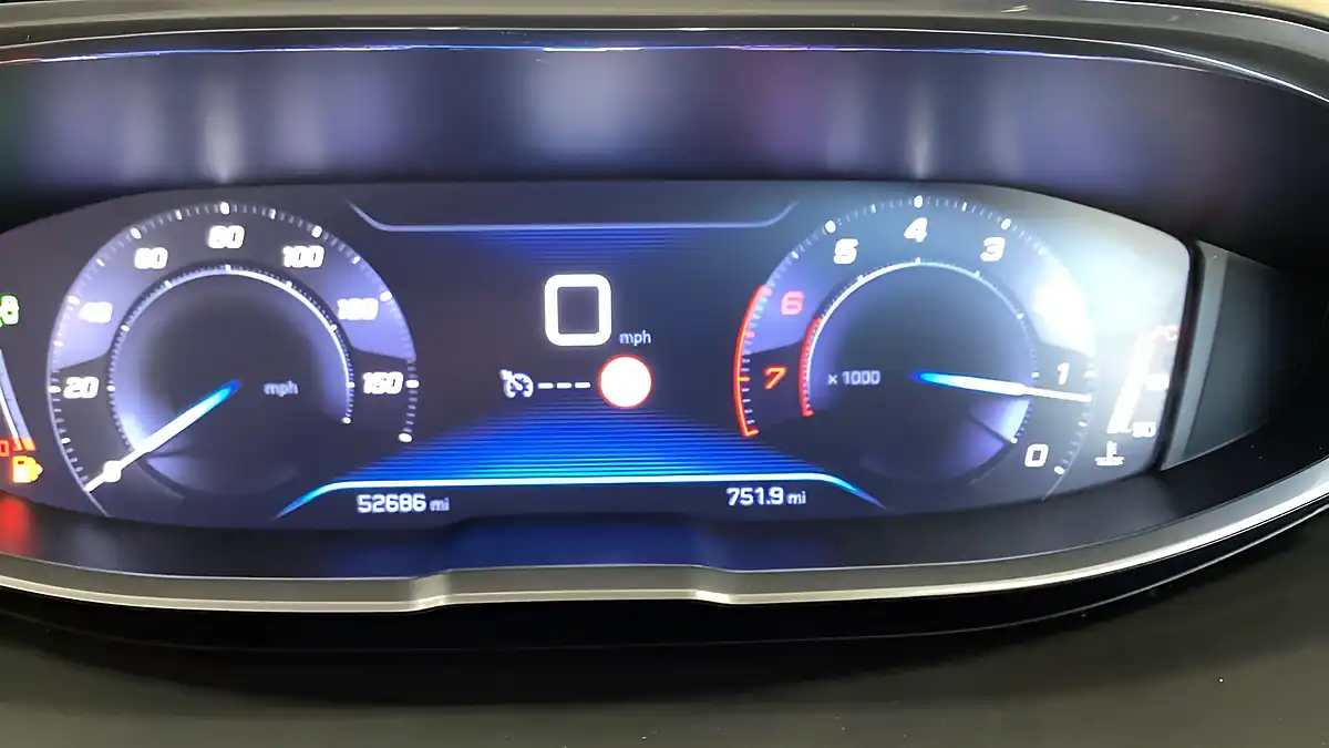 Used 2017 Peugeot 3008 GT Line Red - Interior and Exterior details 11