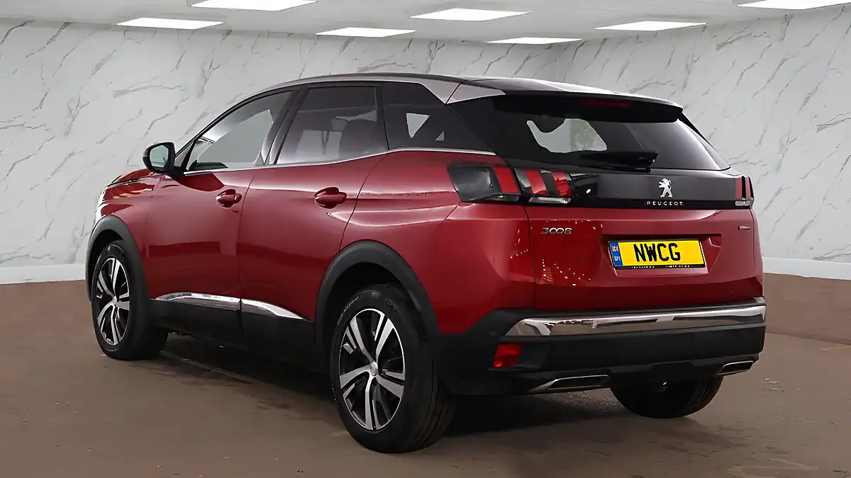 Used 2017 Peugeot 3008 GT Line Red - Interior and Exterior details 4