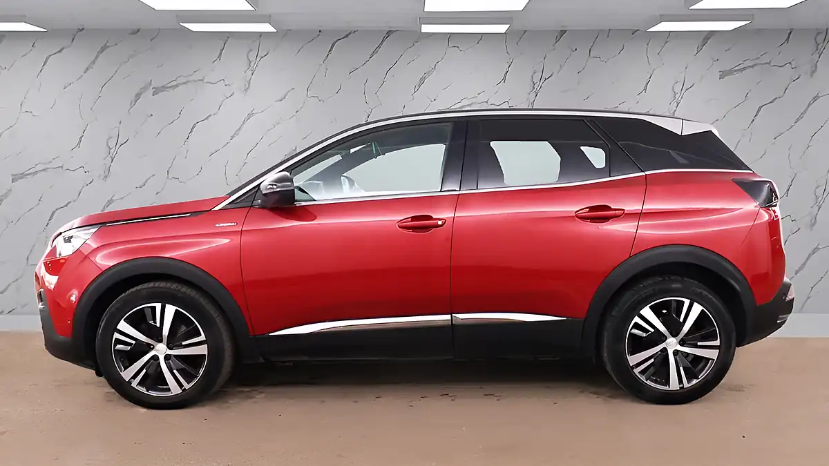 Used 2017 Peugeot 3008 GT Line Red - Interior and Exterior details 8