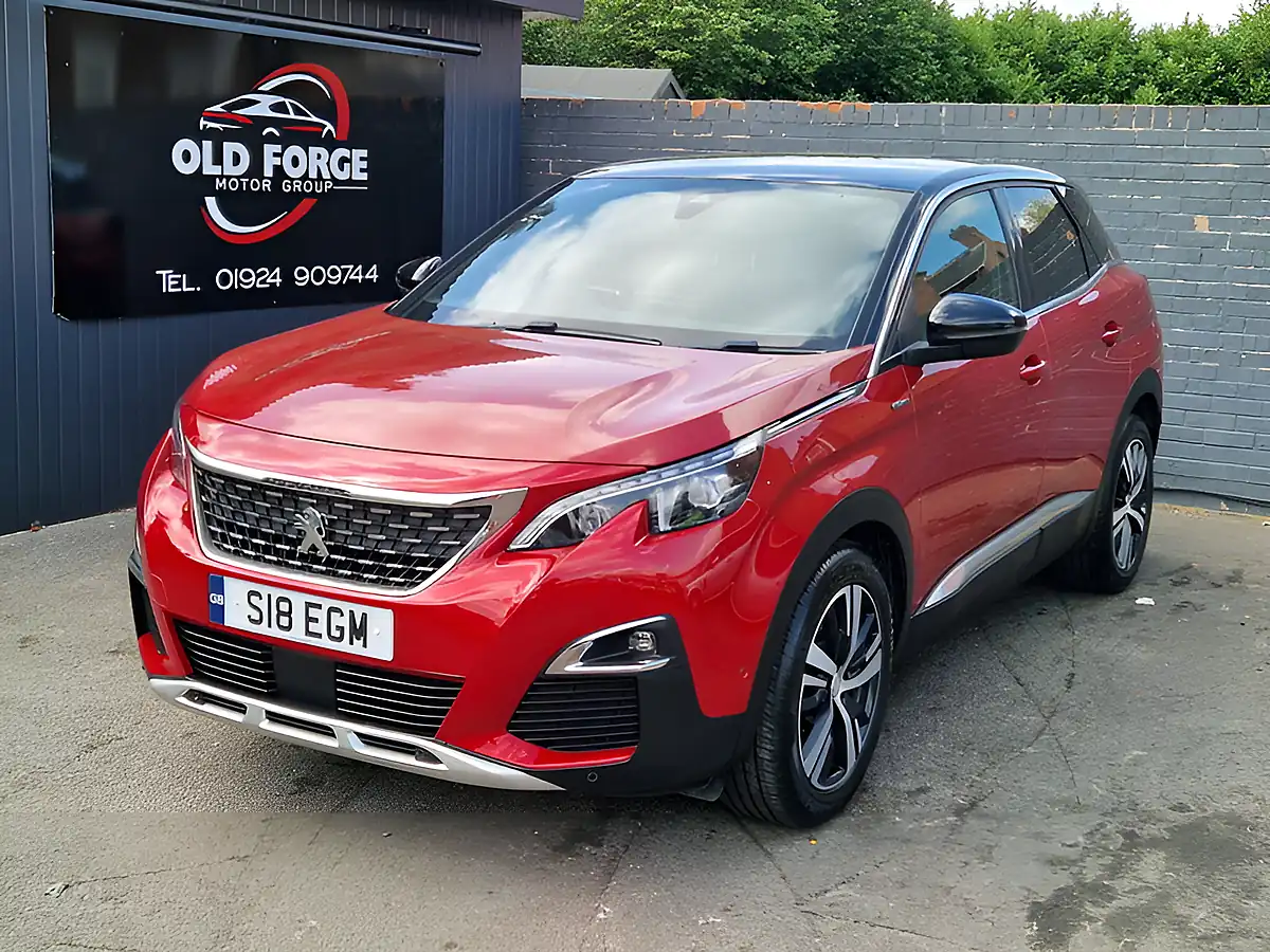 Used 2017 Peugeot 3008 GT Line Red - Interior and Exterior details 5