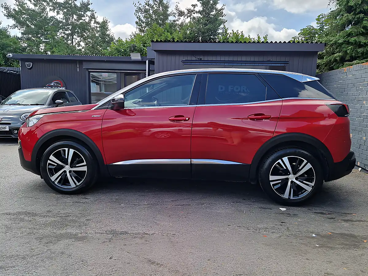 Used 2017 Peugeot 3008 GT Line Red - Interior and Exterior details 6