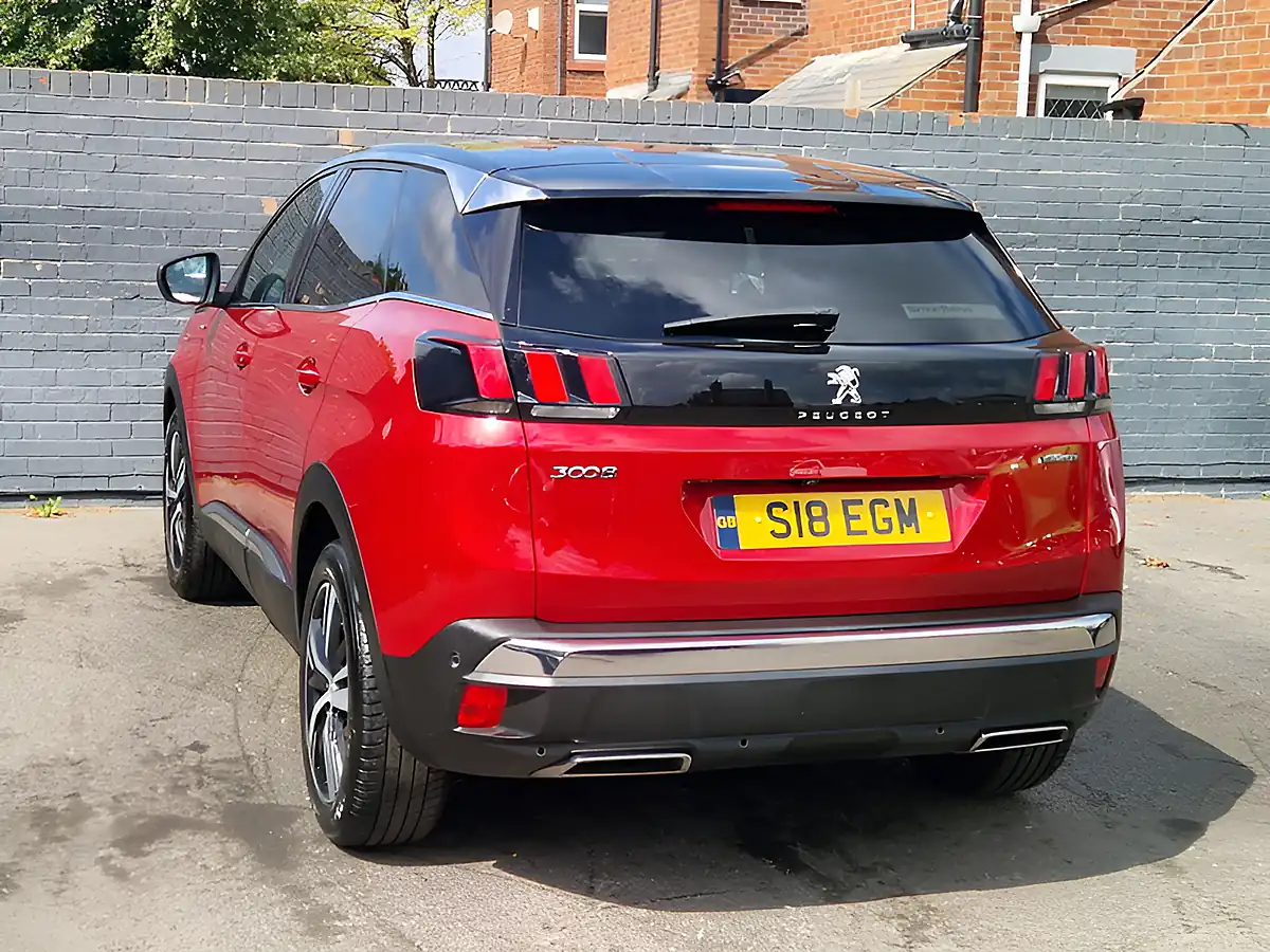 Used 2017 Peugeot 3008 GT Line Red - Interior and Exterior details 8