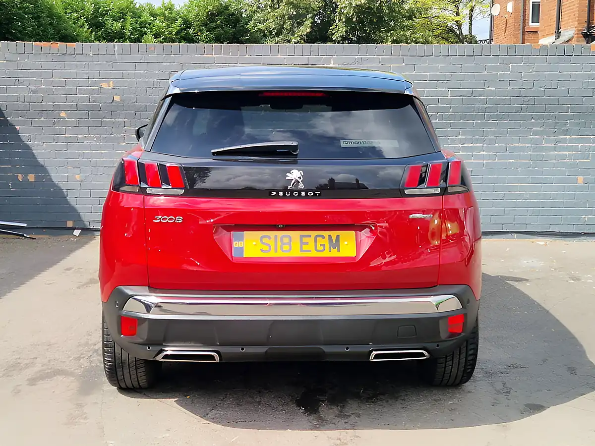 Used 2017 Peugeot 3008 GT Line Red - Interior and Exterior details 9