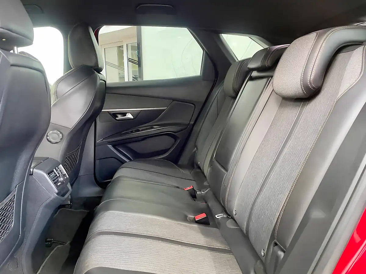Used 2017 Peugeot 3008 GT Line Red - Interior and Exterior details 16