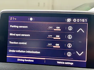 Used 2017 Peugeot 3008 GT Line Red - Interior and Exterior details 19