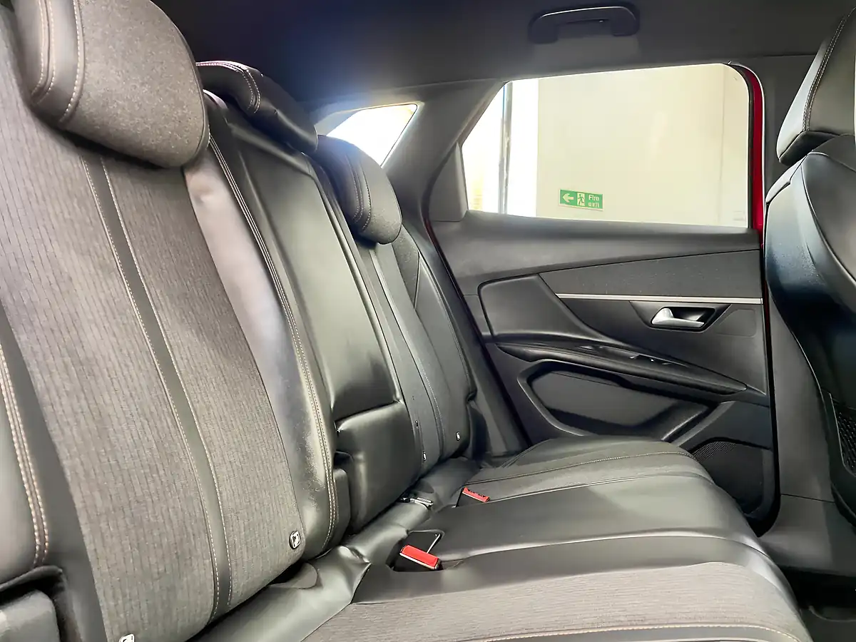 Used 2017 Peugeot 3008 GT Line Red - Interior and Exterior details 8