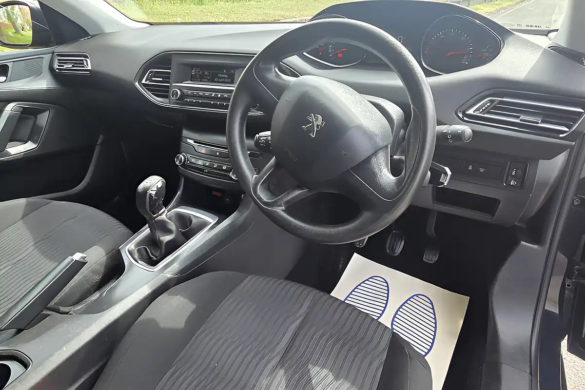 Used 2017 Peugeot 308 Access Grey - Interior and Exterior details 10