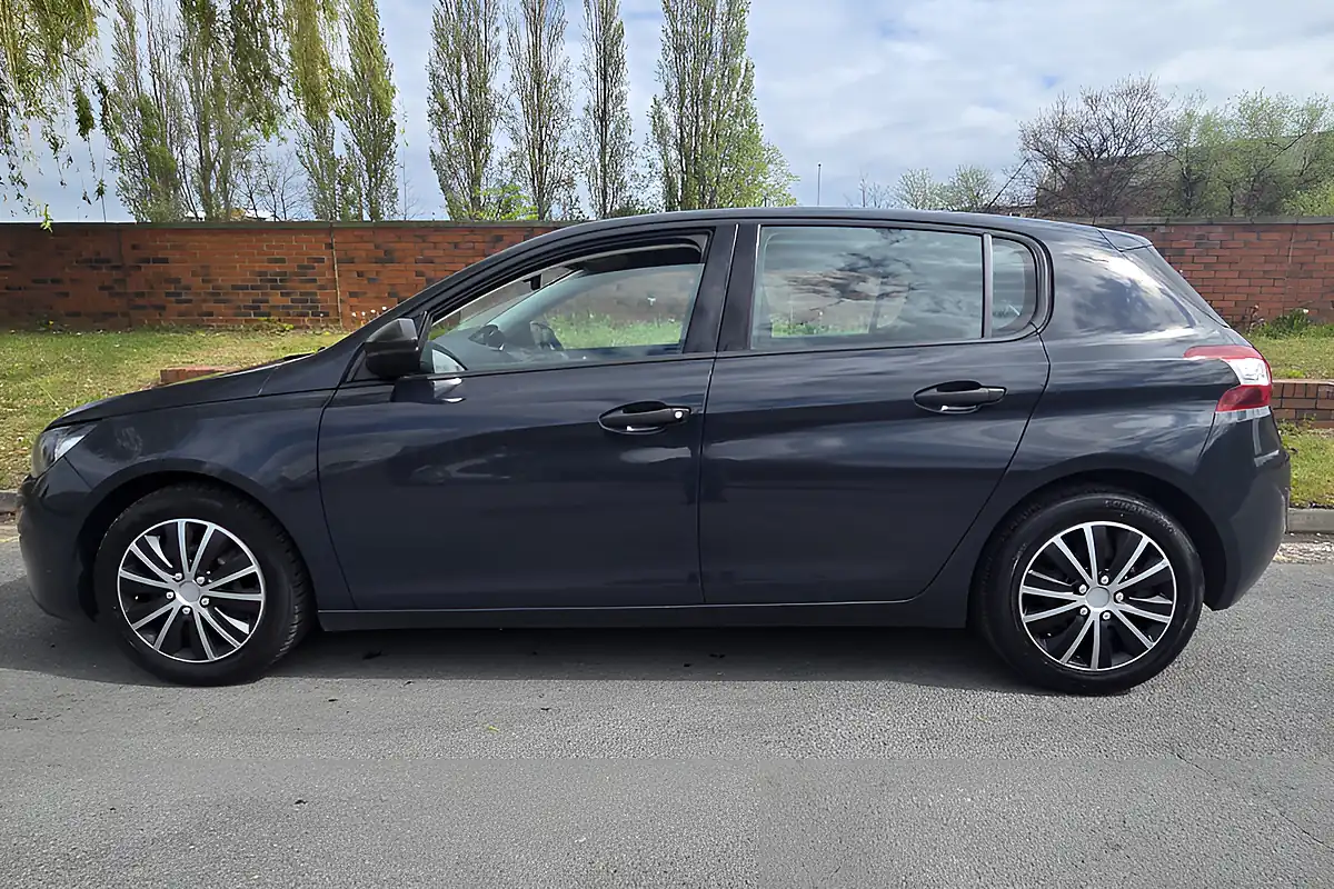 Used 2017 Peugeot 308 Access Grey - Interior and Exterior details 7