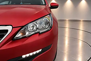 Used 2017 Peugeot 308 Access Red - Interior and Exterior details 4