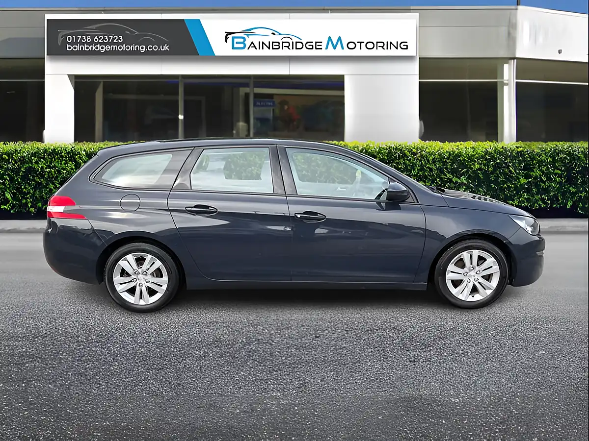 Used 2017 Peugeot 308 Active Grey - Interior and Exterior details 2
