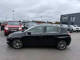 Used 2017 Peugeot 308 Allure Black - Interior and Exterior details 3