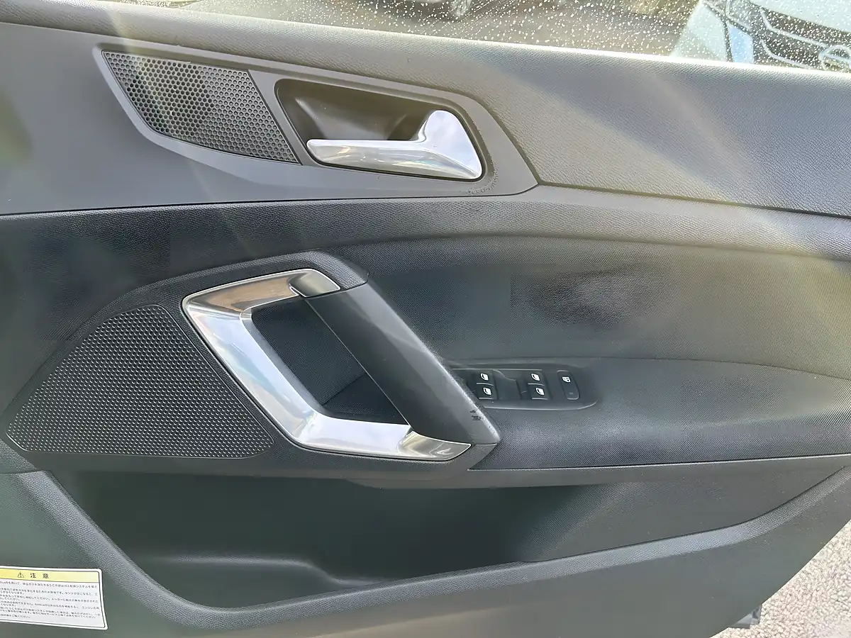 Used 2017 Peugeot 308 Allure Blue - Interior and Exterior details 17