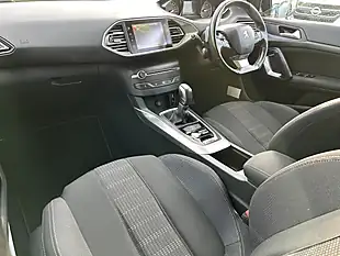 Used 2017 Peugeot 308 Allure Blue - Interior and Exterior details 7