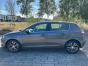 Used 2017 Peugeot 308 Allure Grey - Interior and Exterior details 12