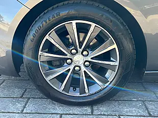 Used 2017 Peugeot 308 Allure Grey - Interior and Exterior details 4