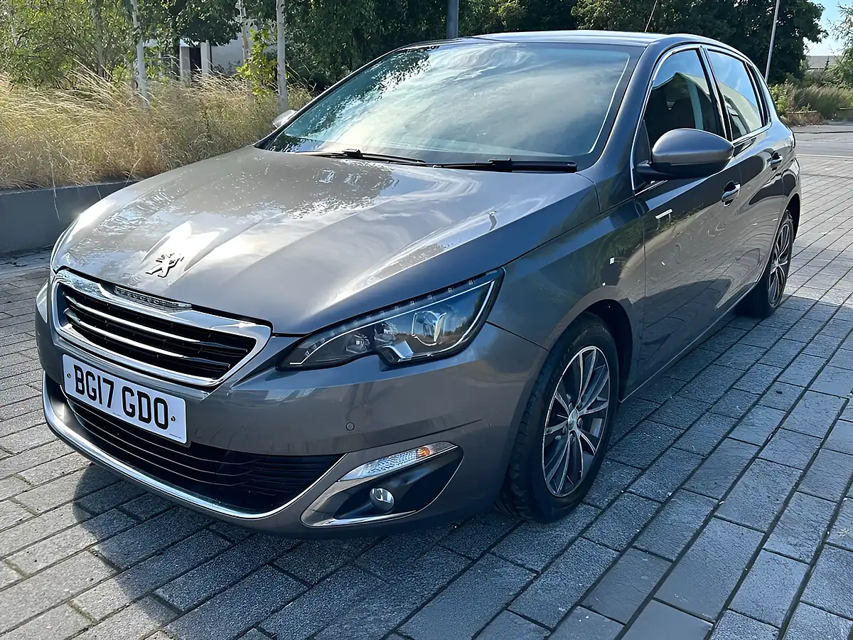Used 2017 Peugeot 308 Allure Grey - Interior and Exterior details 5