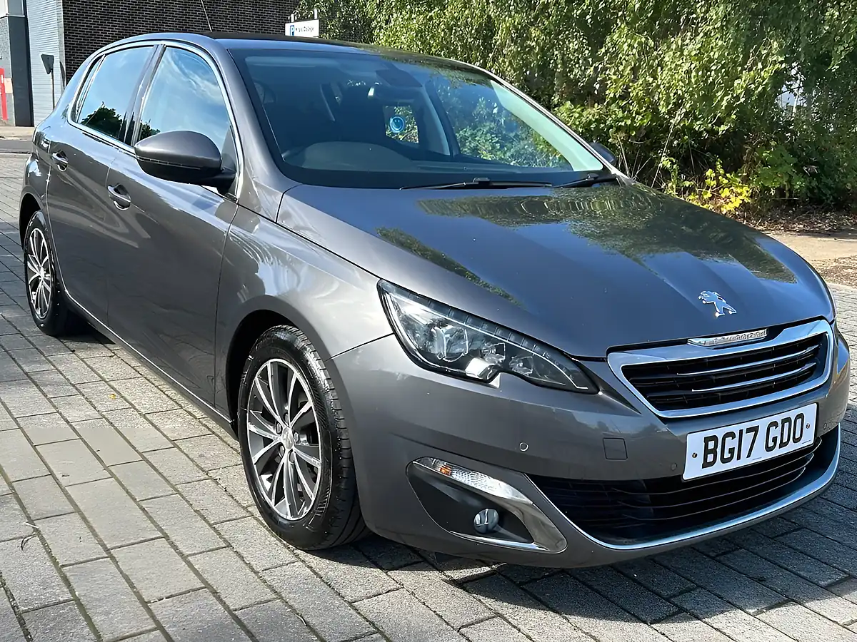 Used 2017 Peugeot 308 Allure Grey - Interior and Exterior details 9