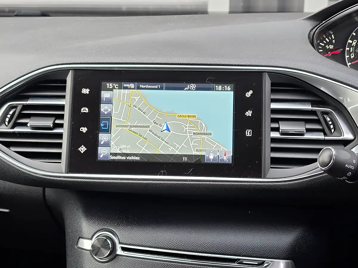Used 2017 Peugeot 308 Allure Grey - Interior and Exterior details 14