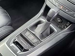 Used 2017 Peugeot 308 Allure Grey - Interior and Exterior details 15