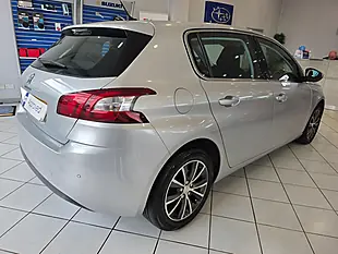 Used 2017 Peugeot 308 Allure Silver - Interior and Exterior details 8