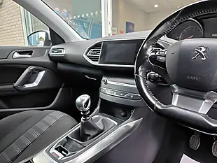 Used 2017 Peugeot 308 Allure Silver - Interior and Exterior details 9