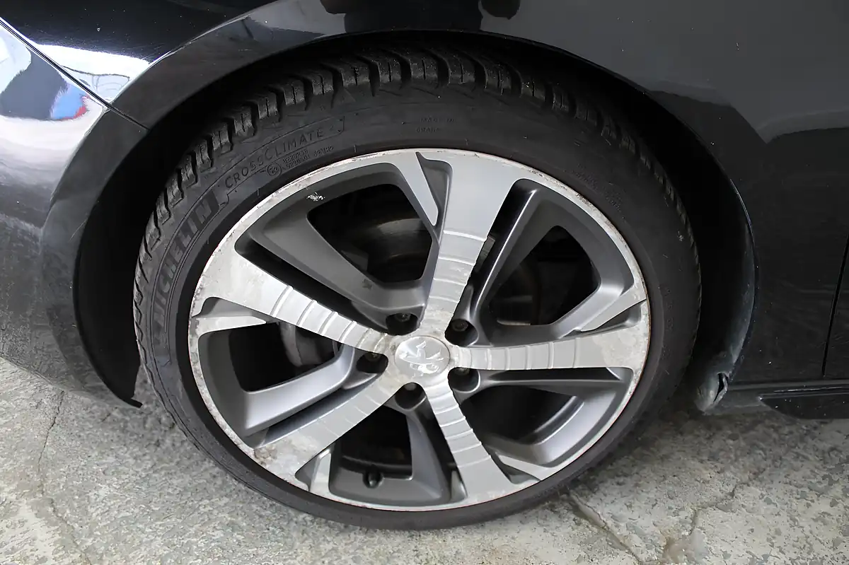 Used 2017 Peugeot 308 GT Line Black - Interior and Exterior details 20