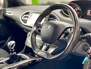 Used 2017 Peugeot 308 GT Line Blue - Interior and Exterior details 15