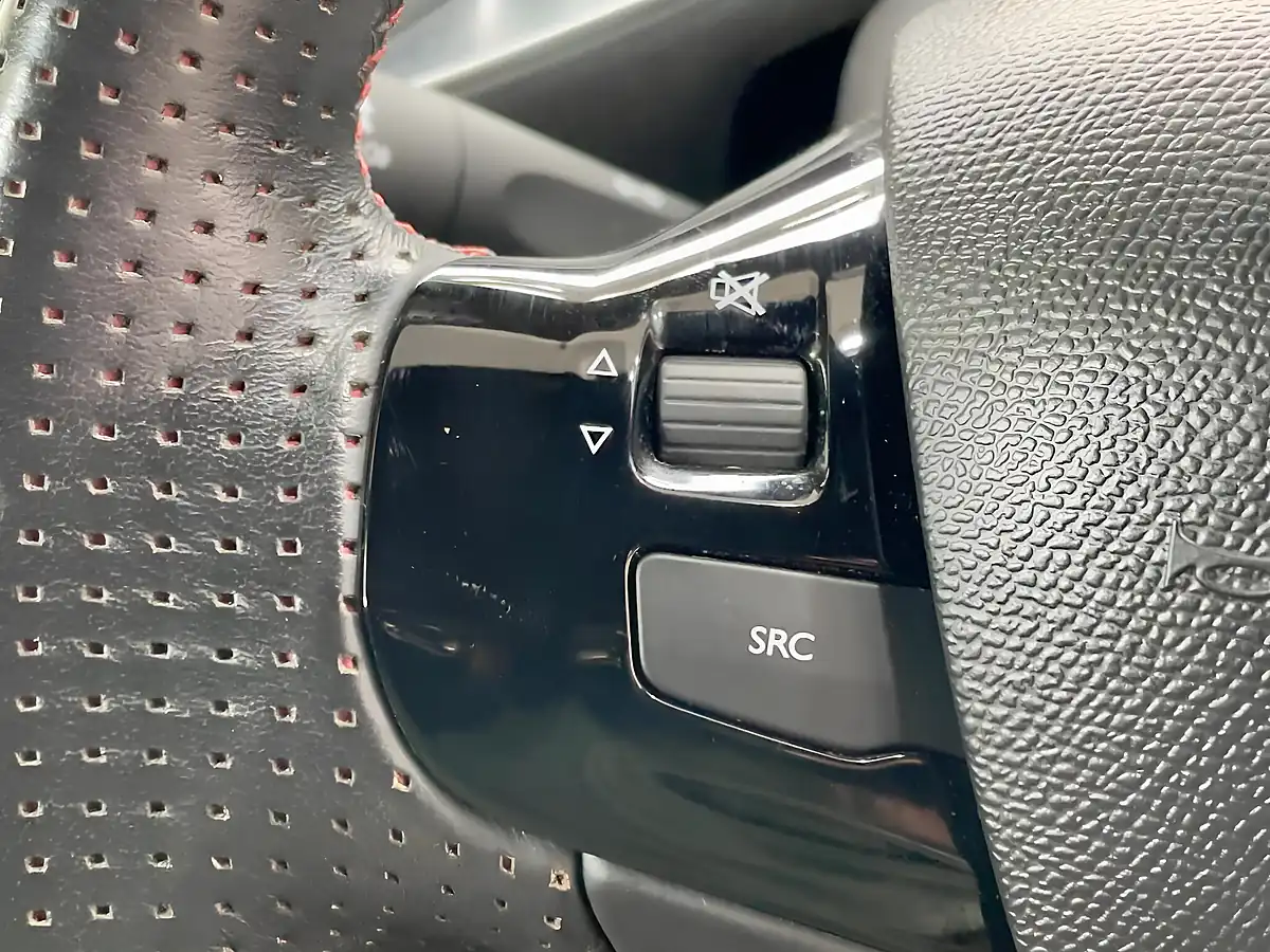 Used 2017 Peugeot 308 GT Line Blue - Interior and Exterior details 18