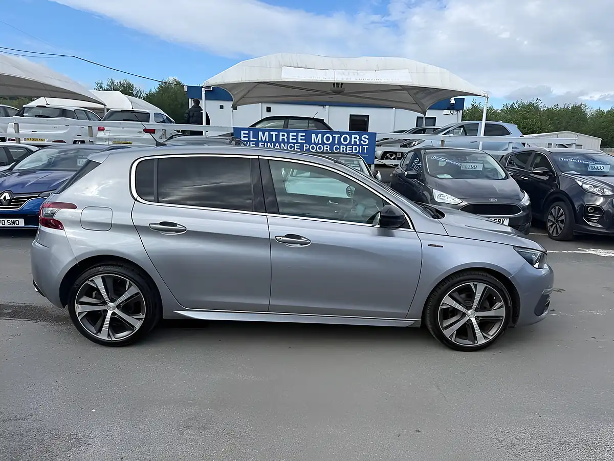 Used 2017 Peugeot 308 GT Line Grey - Interior and Exterior details 3