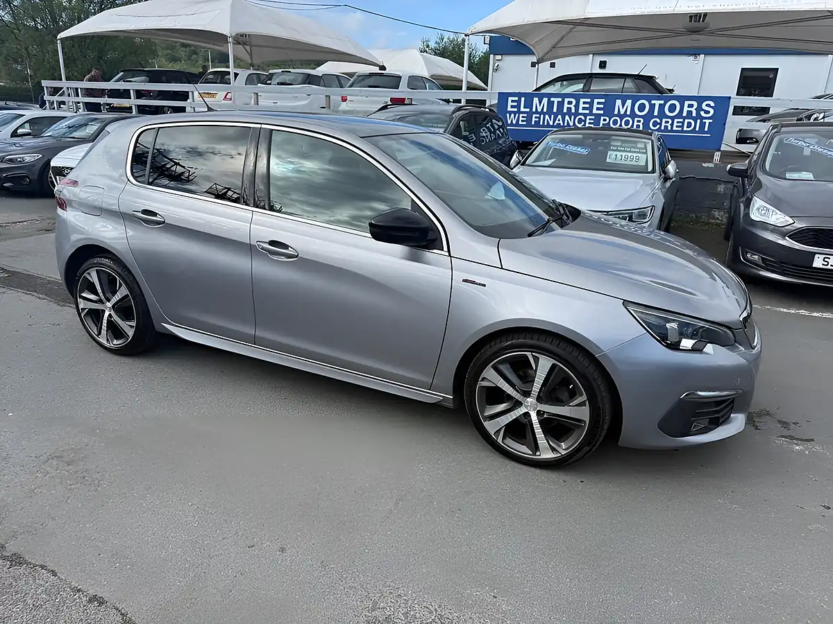 Used 2017 Peugeot 308 GT Line Grey - Interior and Exterior details 7